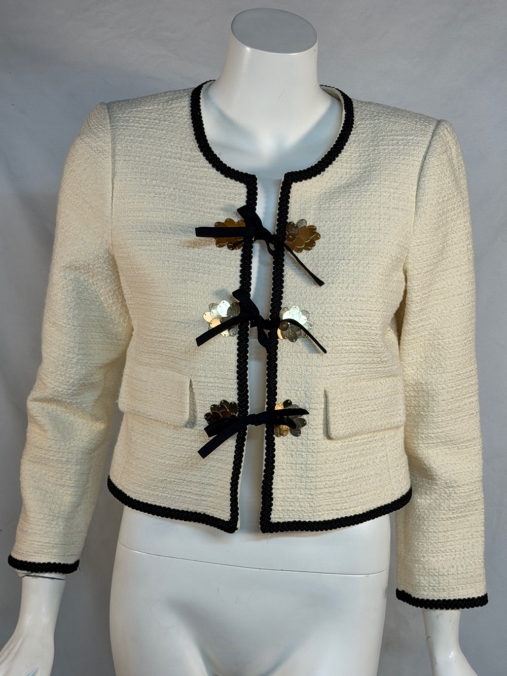 Derek Lam Cream Bouclé Cropped Jacket with Black Trim and Gold Accents - Picture 5 of 10